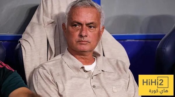 بعد الفوز على روما طلبان من جمهور ريال مدريد لمورينيو