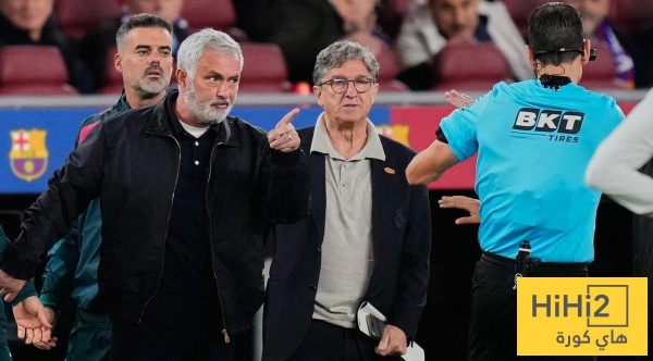 تصرف مثير للجدل من حكم الكلاسيكو تفريق واضح بين لاعبي ريال مدريد ضد برشلونة تصرف مثير للجدل من حكم الكلاسيكو تفريق واضح بين لاعبي ريال مدريد ضد برشلونة
