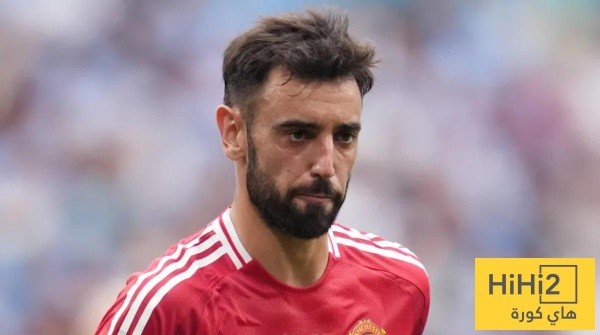 جماهير مانشستر يونايتد تكشف موقفها من مشاركة فيرنانديز أمام تشيلسي