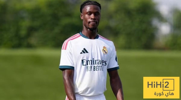 صور جمهور ريال مدريد ينفجر ويطالب بطرد كامافينغا صور جمهور ريال مدريد ينفجر ويطالب بطرد كامافينغا