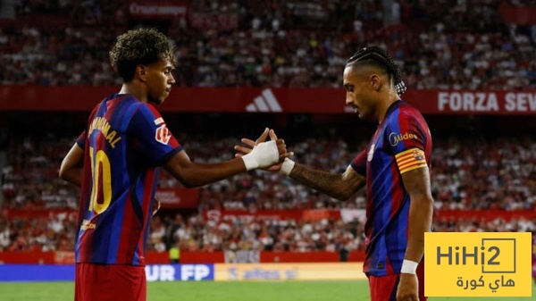 برشلونة يكتفي بثلاثية ضد اشبيلية بهاتريك من رافينيا برشلونة يكتفي بثلاثية ضد اشبيلية بهاتريك من رافينيا