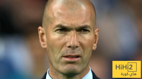 زيدان يقدم خدمة إلى ريال مدريد