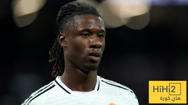 صور إصرار كامافينغا يعقد ميركاتو ريال مدريد