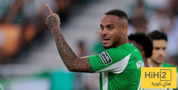 لاعب ريال بيتيس يعرض نفسه على برشلونة