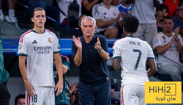 ريال مدريد لا يرى صافرات البرنابيو ممثلة لغالبية جماهيره ريال مدريد لا يرى صافرات البرنابيو ممثلة لغالبية جماهيره