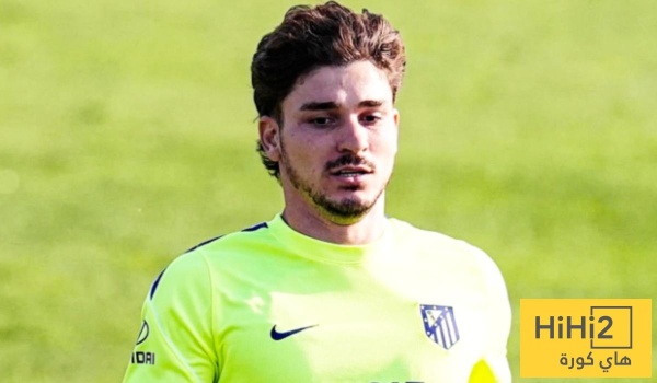 لماذا لا يطلب برشلونة من ألفاريز التمرد