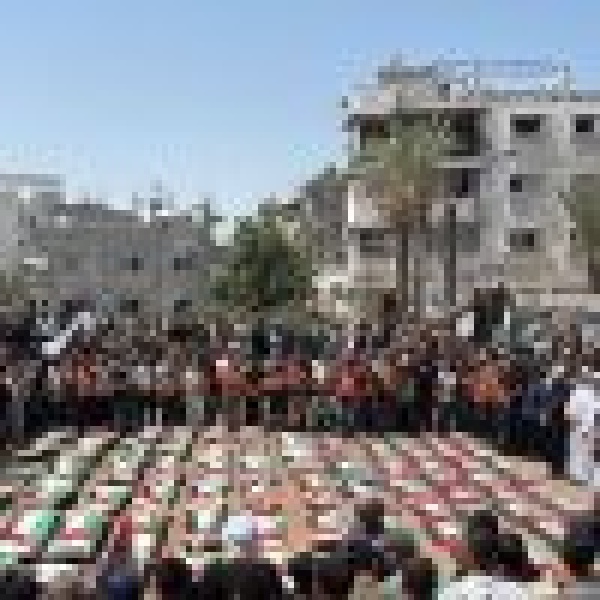 غزة تشيع 112 شهيدا انتشلوا من تحت الأنقاض