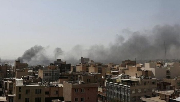 وزارة الصحة الإيرانية مقتل 14 وإصابة 78 جراء الضربات الجوية الأمريكية