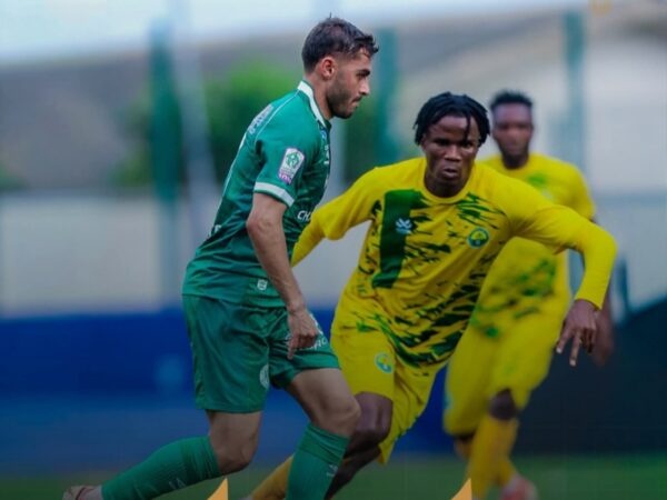 كأس الكونفدرالية الرجاء الرياضي يتعادل مع كانيمي واريورز النيجيري كأس الكونفدرالية الرجاء الرياضي يتعادل مع كانيمي واريورز النيجيري