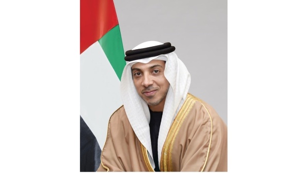 منصور بن زايد يعتمد برنامج موسم سباقات الخيل وبطولات الفروسية لعام 2026 2027