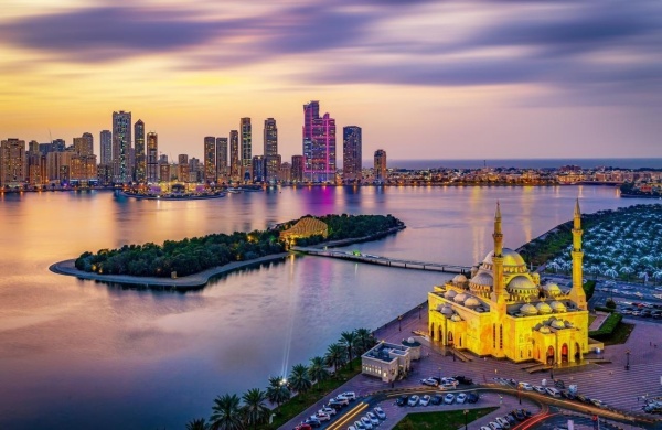 تكريم 21 فائزا بـ جائزة الشارقة للتمي ز 2025 24 يونيو