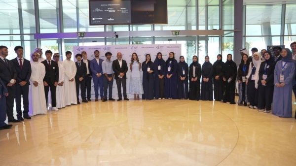 إنجاز الإمارات تعلن فوز فريقين طلابيين بجائزة برنامج الشركة الوطنية لعام 2026 إنجاز الإمارات تعلن فوز فريقين طلابيين بجائزة برنامج الشركة الوطنية لعام 2026