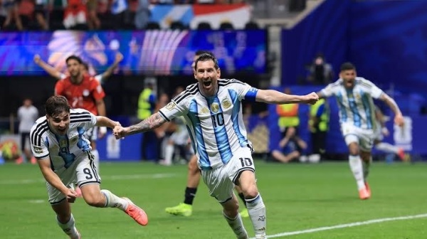 الأرجنتين على ب عد خطوة من إنهاء لعنتين تاريخيتين في نهائي كأس العالم 2026 الأرجنتين على ب عد خطوة من إنهاء لعنتين تاريخيتين في نهائي كأس العالم 2026
