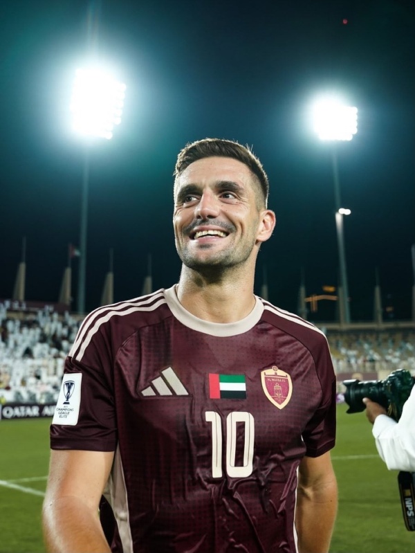 الساحر تاديتش يعود إلى الدوري الهولندي