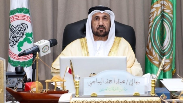 رئيس البرلمان العربي يدين بشدة الهجوم الإيراني على ناقلتين إماراتيتين في مضيق هرمز رئيس البرلمان العربي يدين بشدة الهجوم الإيراني على ناقلتين إماراتيتين في مضيق هرمز