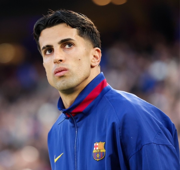 كانسيلو يفسخ عقده مع الهلال السعودي تمهيدا للانتقال إلى برشلونة كانسيلو يفسخ عقده مع الهلال السعودي تمهيدا للانتقال إلى برشلونة