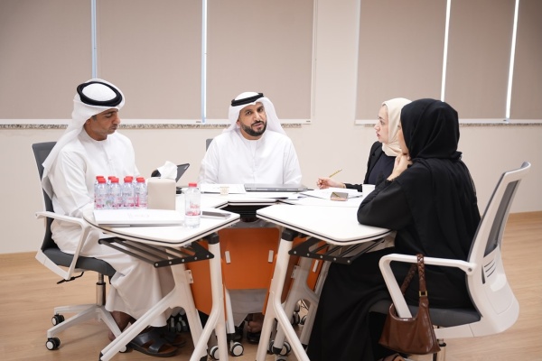 مختبر الابتكار يناقش تطوير خدمات وزارة الرياضة مختبر الابتكار يناقش تطوير خدمات وزارة الرياضة