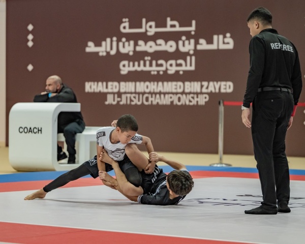 بطولة خالد بن محمد بن زايد للجوجيتسو تطلق الجولة السادسة في دبي السبت بطولة خالد بن محمد بن زايد للجوجيتسو تطلق الجولة السادسة في دبي السبت