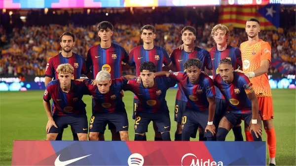 جيل القرن الـ21 يكتب تاريخ برشلونة جيل القرن الـ21 يكتب تاريخ برشلونة