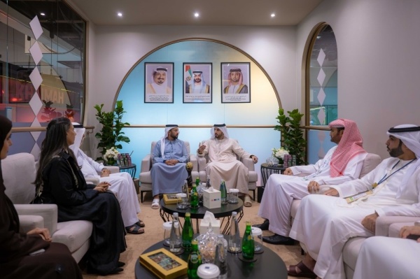 عبدالعزيز وراشد بن حميد يزوران منصة عجمان سوق السفر عبدالعزيز وراشد بن حميد يزوران منصة عجمان سوق السفر