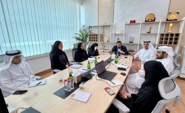 اقتصادية عجمان و الاقتصاد والسياحة تبحثان خطط رفع كفاءة الأسواق وتطوير بيئة الأعمال