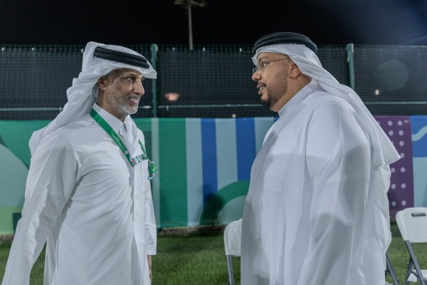 رئيس الاتحاد الخليجي يزور تدريبات الأبيض في جدة رئيس الاتحاد الخليجي يزور تدريبات الأبيض في جدة