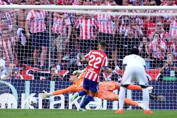 لعنة الـ 11 مترا كابوس ركلات الجزاء يطارد كورتوا في ديربي مدريد