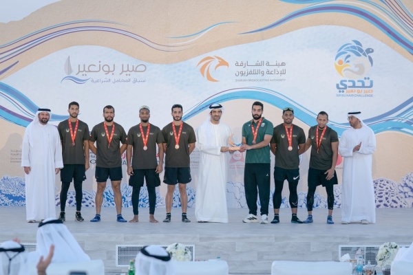سلطان بن أحمد يكر م الفائزين بسباق وتحدي صير بونعير سلطان بن أحمد يكر م الفائزين بسباق وتحدي صير بونعير