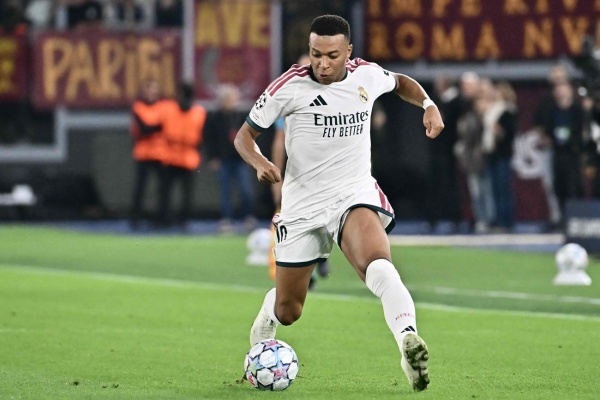 مبابي يحطم رقم ميسي القياسي ويدخل نادي الـ 100 في دوري الأبطال مبابي يحطم رقم ميسي القياسي ويدخل نادي الـ 100 في دوري الأبطال