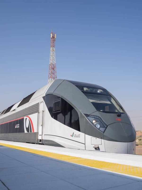 الشارقة الرياضي يزور الأندية عبر قطار الاتحاد الشارقة الرياضي يزور الأندية عبر قطار الاتحاد