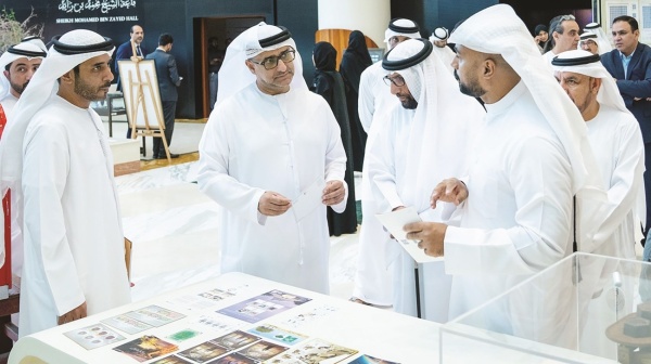 الأرشيف والمكتبة الوطنية الطوابع سجل بصري يروي تاريخ الإمارات الأرشيف والمكتبة الوطنية الطوابع سجل بصري يروي تاريخ الإمارات