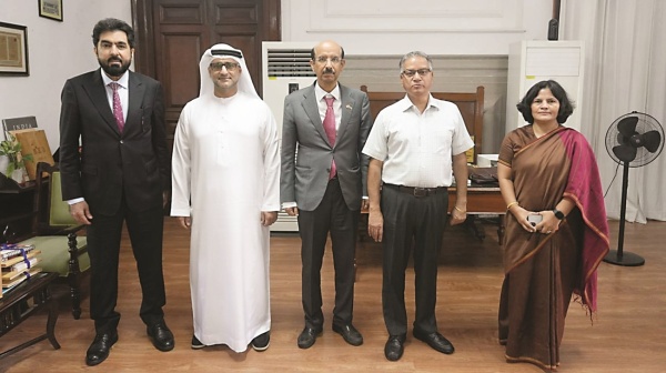 الأرشيف والمكتبة الوطنية يبحث تعزيز التعاون مع الهند الأرشيف والمكتبة الوطنية يبحث تعزيز التعاون مع الهند