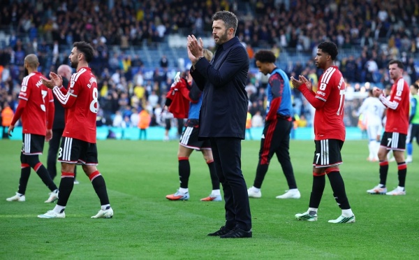 مانشستر يونايتد يواصل نزف النقاط في الدوري الإنجليزي مانشستر يونايتد يواصل نزف النقاط في الدوري الإنجليزي