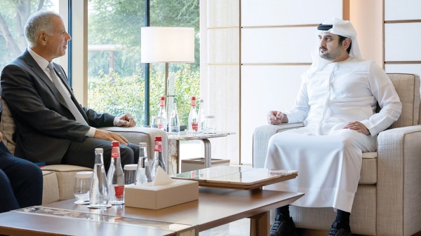 مكتوم بن محمد الإمارات تواصل تطوير منظومتها المالية والمصرفية مكتوم بن محمد الإمارات تواصل تطوير منظومتها المالية والمصرفية