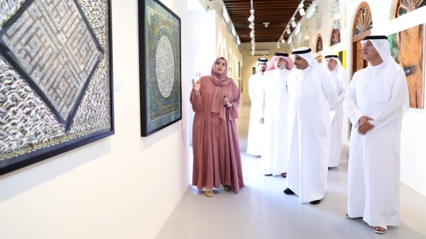 نائب القنصل الكويتي يزور ملتقى الشارقة للخط نائب القنصل الكويتي يزور ملتقى الشارقة للخط