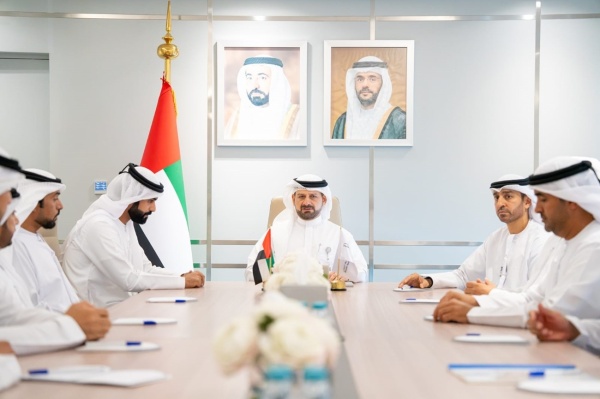 الشارقة الرياضي يتابع خطط نادي الشارقة لسباقات الهجن الشارقة الرياضي يتابع خطط نادي الشارقة لسباقات الهجن