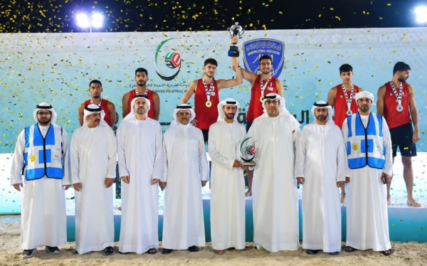 اللبناني يتوج بلقب عربية الطائرة الشاطئية في أبوظبي