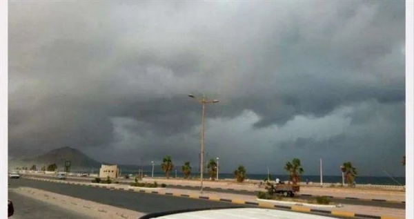 الأرصاد تحذ ر من أمطار رعدية واضطراب البحر في عدد من المحافظات الأرصاد تحذ ر من أمطار رعدية واضطراب البحر في عدد من المحافظات