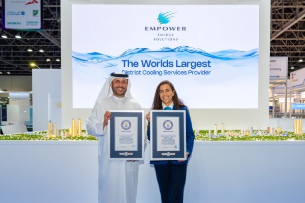 إمباور تحصد شهادتين جديدتين من غينيس لمشروع الخليج التجاري إمباور تحصد شهادتين جديدتين من غينيس لمشروع الخليج التجاري