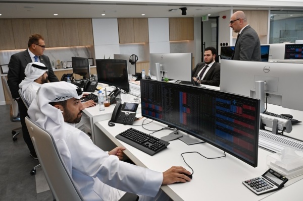 الرمز تطو ر البيئة الرقمية والتنظيمية في الإمارات يعز ز استخدام الذكاء الاصطناعي في الأسواق المالية الرمز تطو ر البيئة الرقمية والتنظيمية في الإمارات يعز ز استخدام الذكاء الاصطناعي في الأسواق المالية