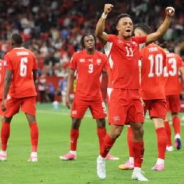 سويسرا تتجاوز الجزائر وتتأهل لثمن النهائي في مونديال العالم 2026