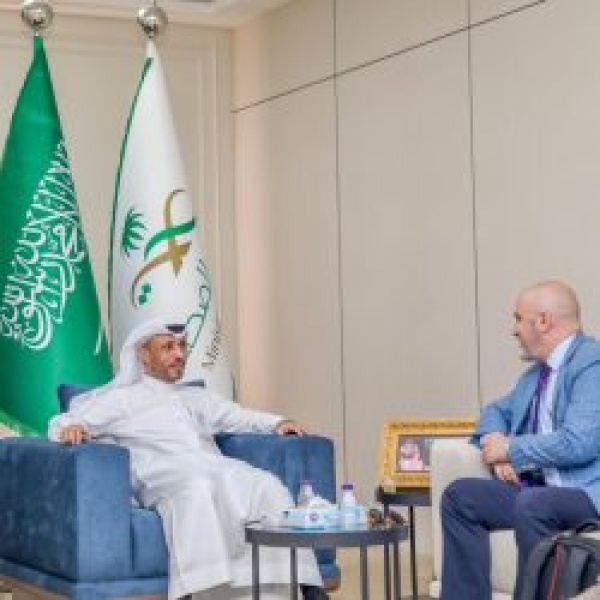 النعمي يستقبل مدير عام مكافحة نواقل المرض ووفد منظمة الصحة العالمية بجازان النعمي يستقبل مدير عام مكافحة نواقل المرض ووفد منظمة الصحة العالمية بجازان