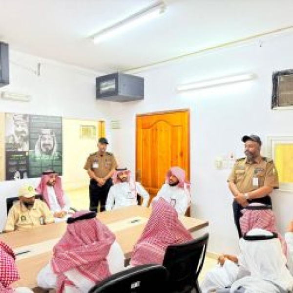 مدير الشؤون الإسلامية بجازان يتفقد إدارة المساجد والجوامع بمحافظة صبيا صبيا الإعلام والاتصال المؤسسي تفقد المدير العام لفرع وزارة الشؤون الإسلامية والدعوة والإرشاد بمنطقة جازان فضيلة الشيخ الدكتور خالد بن أحمد النجمي صباح اليوم الأرب