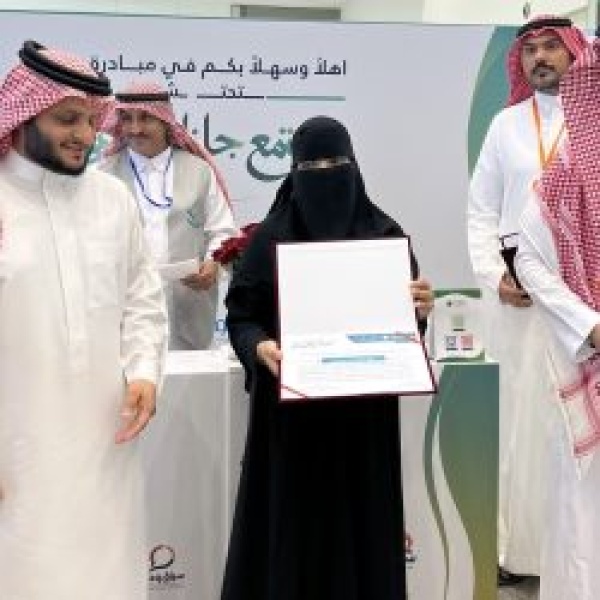 ص ن اع التميز يشاركون في مجتمع جازان واع بركن توعوي لحماية الأبناء من المخدرات