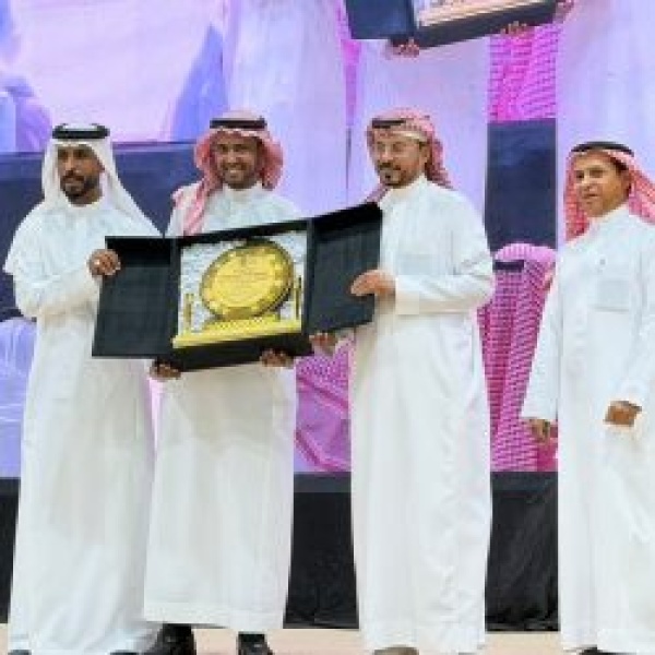 جازان تصنع الأثر آفاق الشبابية تختتم مبادرتها وتكر م الفرق الفائزة وشركاء النجاح جازان تصنع الأثر آفاق الشبابية تختتم مبادرتها وتكر م الفرق الفائزة وشركاء النجاح