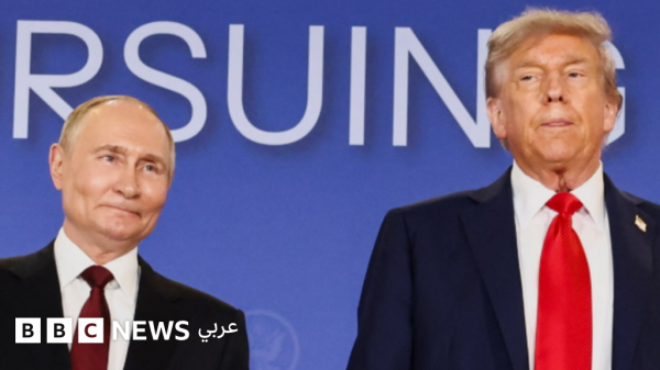 بوتين وترامب عالقان فوق جزيرة من الوهم مقال في الغارديان