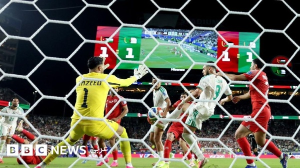 كأس العالم 2026 الجزائر تقلب تأخرها أمام الأردن وتقصيه من دور المجموعات وفرنسا تهزم العراق بثلاثية كأس العالم 2026 الجزائر تقلب تأخرها أمام الأردن وتقصيه من دور المجموعات وفرنسا تهزم العراق بثلاثية