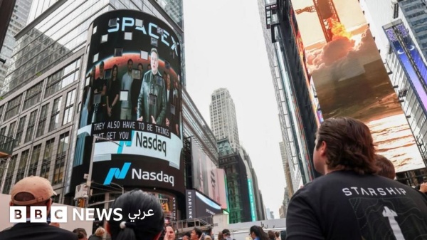 إيلون ماسك أول تريليونير في العالم بعد بيع أسهم سبيس إكس ماذا سيفعل بأمواله