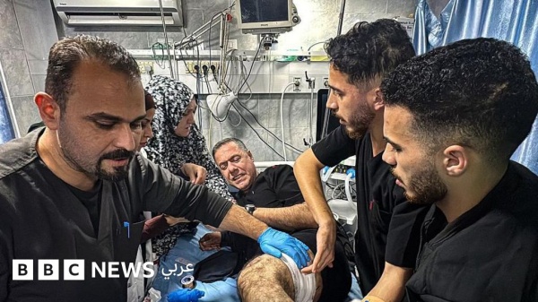 بي بي سي تتتبع قصة الطبيب حسام أبو صفية من الاعتقال إلى العزل الانفرادي بي بي سي تتتبع قصة الطبيب حسام أبو صفية من الاعتقال إلى العزل الانفرادي