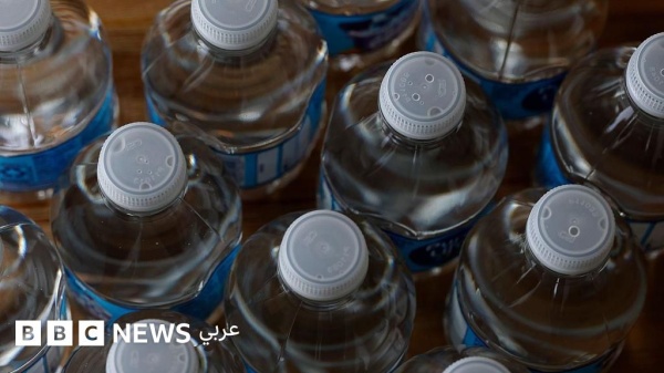 تونس تواجه أزمة المياه المعدنية والجزائر تنفي إرسال مياه نحو جارتها الشرقية تونس تواجه أزمة المياه المعدنية والجزائر تنفي إرسال مياه نحو جارتها الشرقية